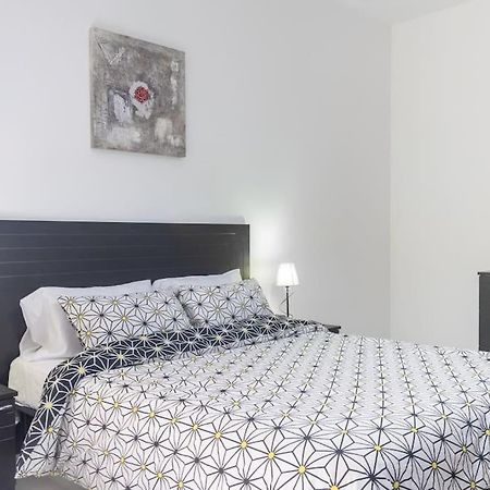 Modern Apt. Close To The Square خليج سانت بول المظهر الخارجي الصورة