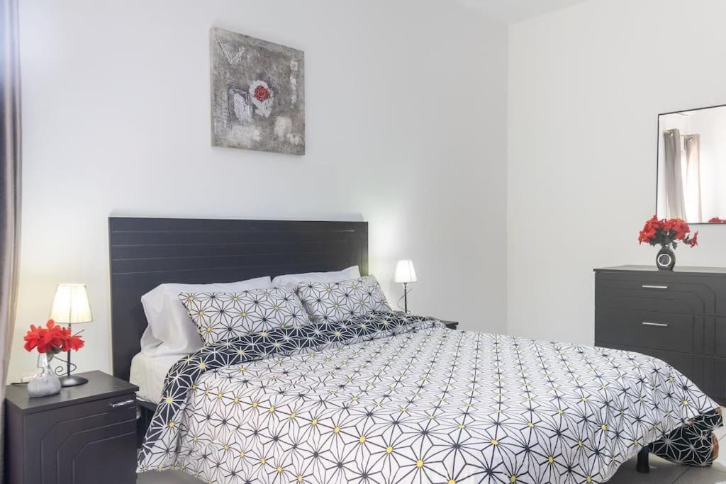 Modern Apt. Close To The Square خليج سانت بول المظهر الخارجي الصورة