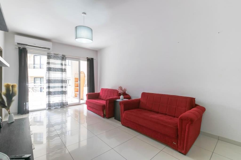 Modern Apt. Close To The Square خليج سانت بول المظهر الخارجي الصورة
