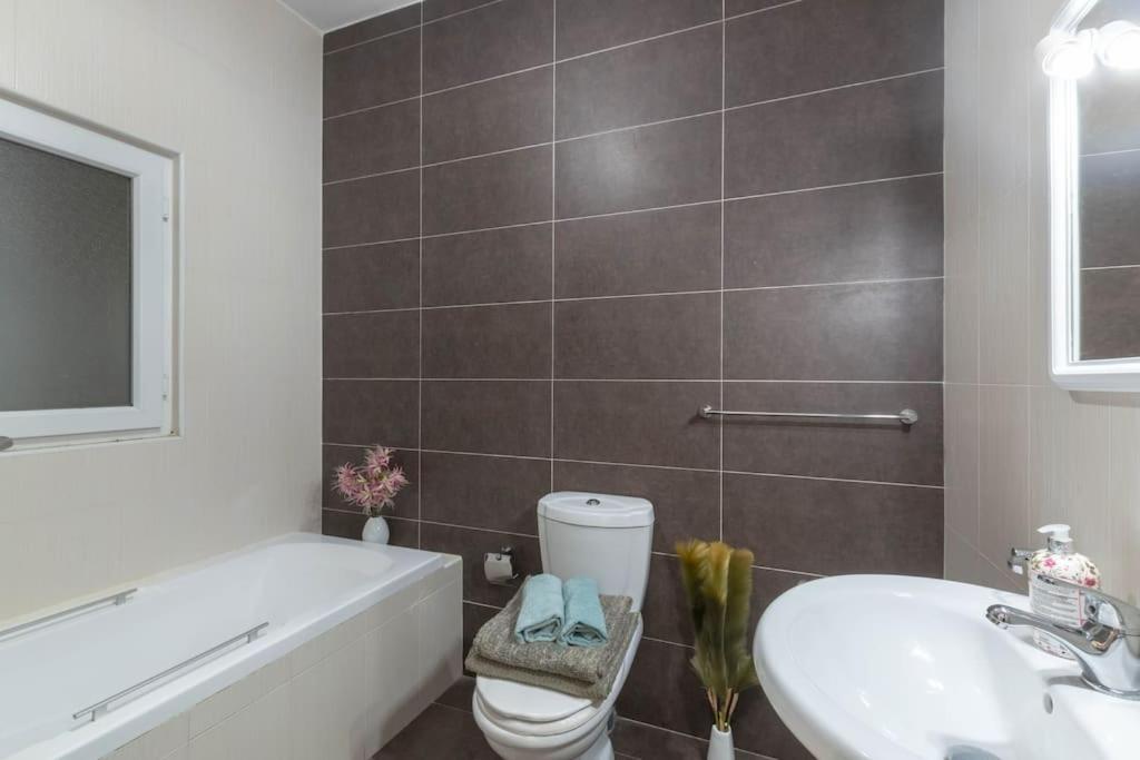 Modern Apt. Close To The Square خليج سانت بول المظهر الخارجي الصورة